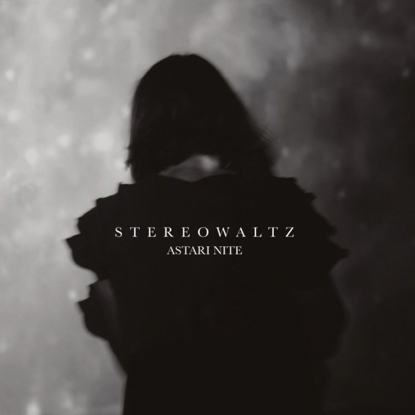 Astari Nite - Stereowaltz i gruppen CD / Toppselgere hos Bengans Skivbutik AB (1088555)