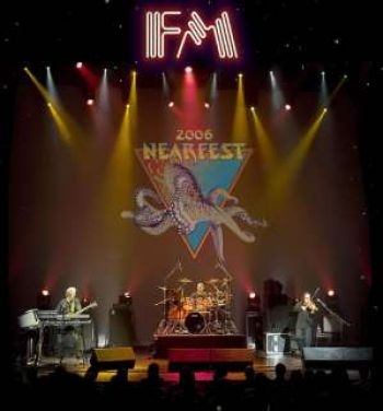 Fm - Nearfest 2006: Deluxe Cd/Dvd Expand i gruppen CD / Toppselgere hos Bengans Skivbutik AB (1136805)