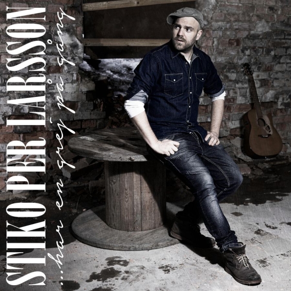 Stiko Per Larsson - ...Har En Grej På Gång i gruppen CD / Pop hos Bengans Skivbutik AB (1277616)