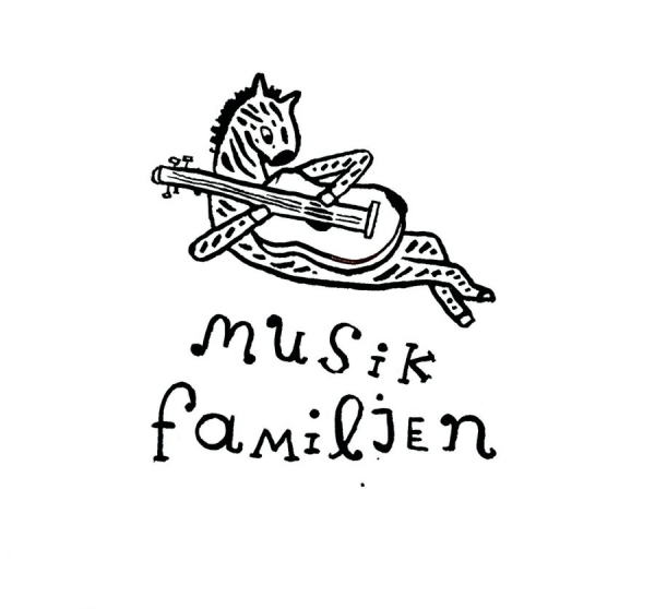 Nyberg Lina Och Musikfamiljen - Musikfamiljen i gruppen CD / Toppselgere hos Bengans Skivbutik AB (1570703)