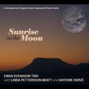 Svensson Ewan And Linda Petterson- - Sunrise On The Moon i gruppen CD hos Bengans Skivbutik AB (1795135)