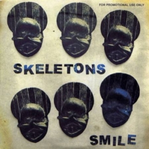 Skeletons - Smile i gruppen CD hos Bengans Skivbutik AB (3015715)
