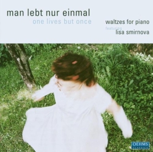 Chopin/Schubert/Ravel/Satie - Waltzes For Piano i gruppen CD hos Bengans Skivbutik AB (3187223)
