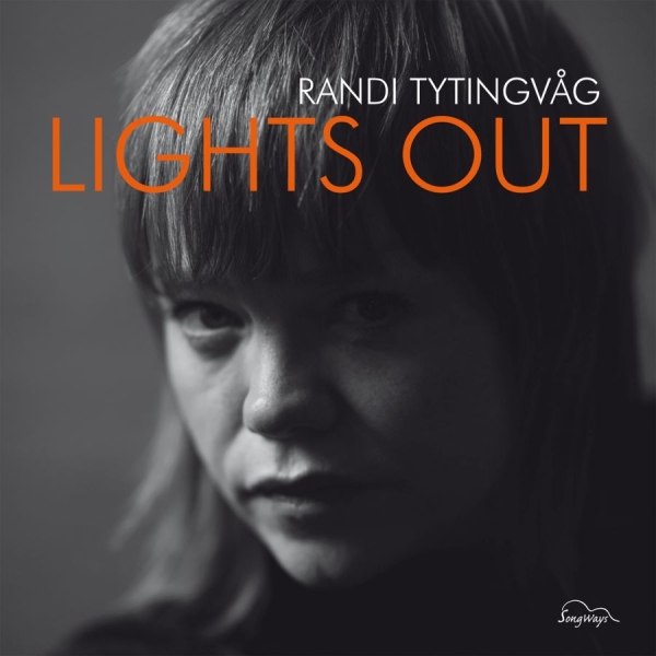 Tytingvåg Randi - Lights Out i gruppen CD / Toppselgere hos Bengans Skivbutik AB (3208082)