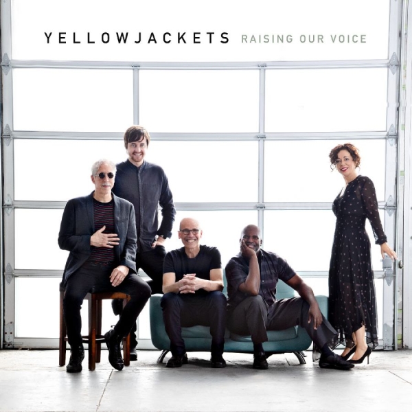 Yellowjackets - Raising Our Voice i gruppen CD hos Bengans Skivbutik AB (3321840)