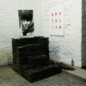 Idles - Brutalism i gruppen Minishops / Idles hos Bengans Skivbutik AB (3486029)