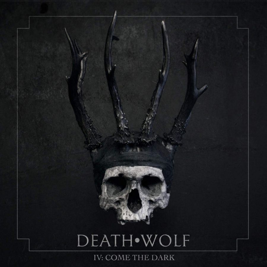 Death Wolf - Iv: Come The Dark i gruppen VI TIPSER / Hjem - CD Nyheter & Kommende hos Bengans Skivbutik AB (3721998)