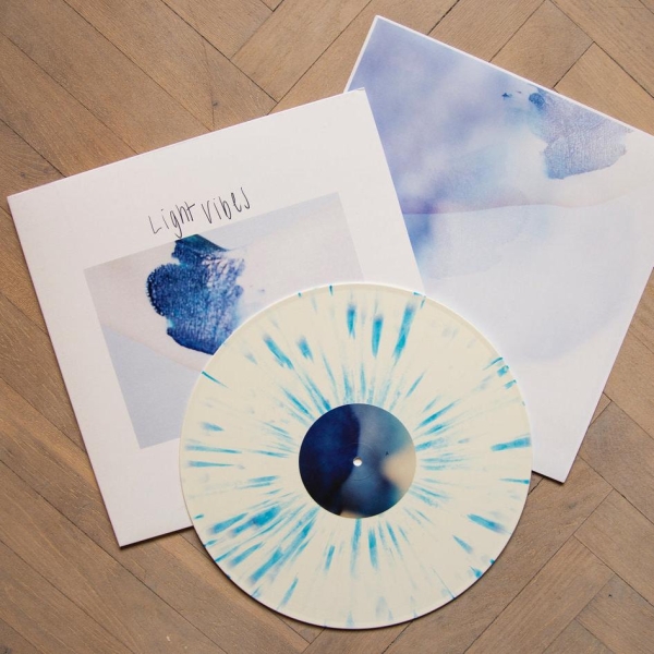 Light Vibes - Past/Present (splatter vinyl) i gruppen VINYL / Rock hos Bengans Skivbutik AB (3728538)