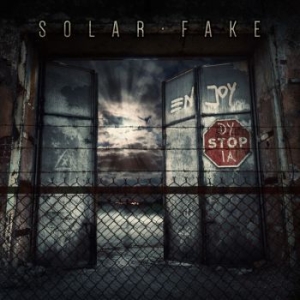Solar Fake - Enjoy Dystopia i gruppen CD hos Bengans Skivbutik AB (3962089)