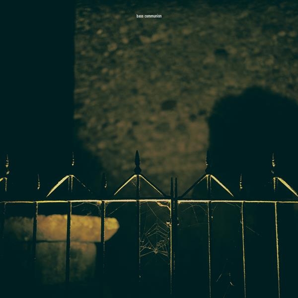 Bass Communion - Ghosts On Magnetic Tape i gruppen VINYL / Toppselgere hos Bengans Skivbutik AB (4066341)