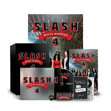 Slash - 4 (Feat. Myles Kennedy And The i gruppen Minishops / Slash hos Bengans Skivbutik AB (4125285)