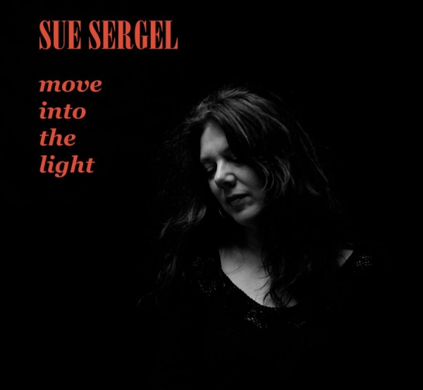 Sergel Sue - Move Into The Light i gruppen CD / Toppselgere hos Bengans Skivbutik AB (539077)