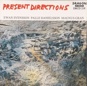Svensson Ewan Trio - Present Directions i gruppen CD hos Bengans Skivbutik AB (541985)
