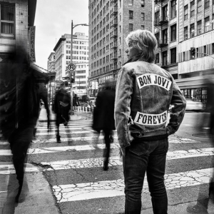 Bon Jovi - Forever i gruppen VI TIPSER / Fredagsutgivelser / Fredag den 7:e Juni 2024 hos Bengans Skivbutik AB (5522919)