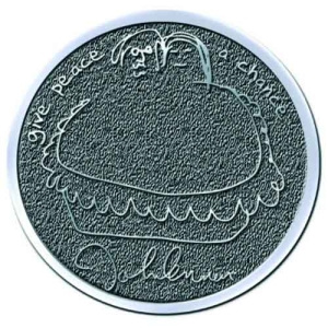 John Lennon - Give Peace A Chance Hichrome Pin Badge i gruppen MERCHANDISE / Merch / Pop-Rock hos Bengans Skivbutik AB (5537327)