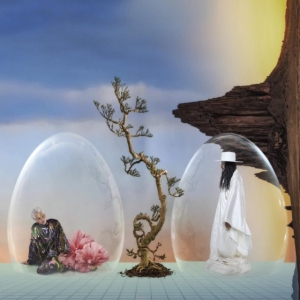 Empire Of The Sun - Ask That God (Clear Vinyl) i gruppen VI TIPSER / Fredagsutgivelser / Fredag den 26:e Juli 2024 hos Bengans Skivbutik AB (5549928)