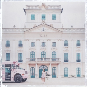 Melanie Martinez - K-12 (Baby Pink Vinyl) i gruppen Labels /  hos Bengans Skivbutik AB (5564409)