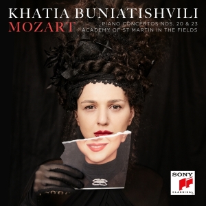 Buniatishvili Khatia - Mozart: Piano Concertos Nos. 20 & 23 i gruppen Annet /  hos Bengans Skivbutik AB (5568059)