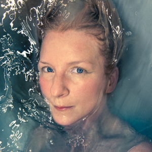 Ionnalee - Innocence Of Sound / Allting Vill Rinna Ut I Sand i gruppen Labels / Bengans Distribusjon hos Bengans Skivbutik AB (5574939)