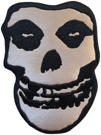 Misfits - Patch Gold Skull (9,9 X 7,3 Cm) i gruppen MERCHANDISE / Tøypatch / Pop-Rock hos Bengans Skivbutik AB (5577590)