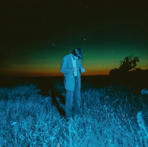 Isak Benjamin - Never Look Down i gruppen VI TIPSER / Record Store Day / RSD 2025 hos Bengans Skivbutik AB (5587731)