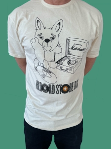 Record Store Day - T-Shirt Rsd 25  i gruppen VI TIPSER / Record Store Day / RSD 2025 hos Bengans Skivbutik AB (5590770r)