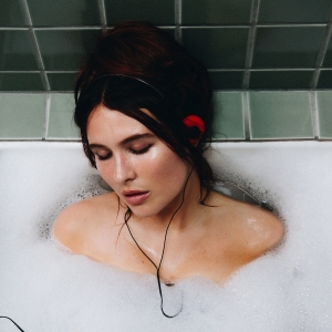 Webb Mimi - Confessions i gruppen VI TIPSER / Fredagsutgivelser / 2025-09-12 hos Bengans Skivbutik AB (5630686)