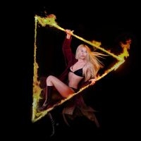 Ava Max - Don't Click Play i gruppen VI TIPSER / Fredagsutgivelser / 2025-08-22 hos Bengans Skivbutik AB (5633396)