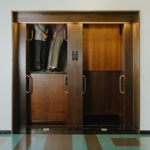 Nössö Nova - Pitäis Ja Pitäis i gruppen VI TIPSER / Fredagsutgivelser / 2025-09-05 hos Bengans Skivbutik AB (5634532)