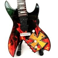 Metallica - Minigitarr James Hetfield (Ca 25Cm) i gruppen MERCHANDISE / Accessoarer / Metal hos Bengans Skivbutik AB (5635789)