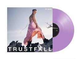 P!Nk - Split Seams/Vikt Hörn Trustfall (Violet Vinyl) i gruppen -Start Split hos Bengans Skivbutik AB (5637343)