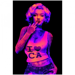 Marilyn Monroe  - Marilyn Monroe Blacklight  91,5 X 61 Cm i gruppen BW-Poster hos Bengans Skivbutik AB (5640262)