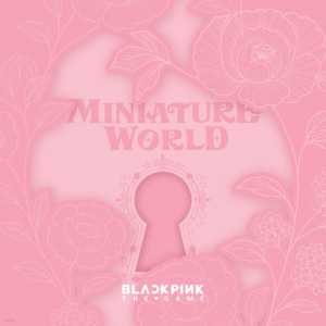 Blackpink - Blackpink The Game (Blackpink´s Miniature World) i gruppen MERCHANDISE / Merch+Code / Nyheter / K-Pop hos Bengans Skivbutik AB (5642934)