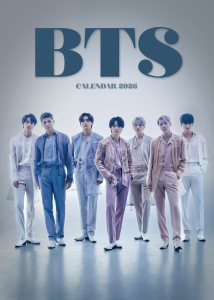 Bts - 2026 Unofficial Calendar i gruppen MERCHANDISE /  /  /  hos Bengans Skivbutik AB (5643165)
