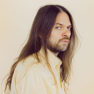 Timo Kämäräinen - Laulu Pelastaa i gruppen VI TIPSER / Fredagsutgivelser / 2025-11-28 hos Bengans Skivbutik AB (5647003)