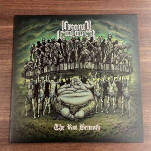 Grand Cadaver - The Rot Beneath (SIGNED! Green/Black Vinyl EP) i gruppen VI TIPSER / Hjem - Vinyl Nyheter & Kommende hos Bengans Skivbutik AB (5647723)