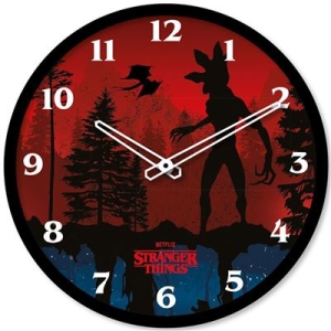Stranger Things - Scene Wall Clock i gruppen MERCHANDISE / Merch / Kommende / TV-serie hos Bengans Skivbutik AB (5648473)