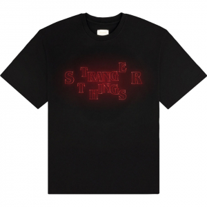 Stranger Things - Neon Logo Uni Bl T-Shirt i gruppen MERCHANDISE / T-shirt / Kommende / Film-Musikkkal hos Bengans Skivbutik AB (5649170r)