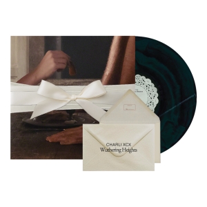 Charli Xcx - Wuthering Heights (Dark Swil Green Vinyl/Ribbon Wrapped/Collector i gruppen VINYL / Kommende / Pop-Rock hos Bengans Skivbutik AB (5649953)