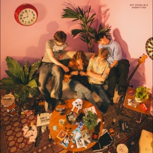 Det Stora Blå - Under Ytan i gruppen CD / Kommende / Pop-Rock hos Bengans Skivbutik AB (5656870)