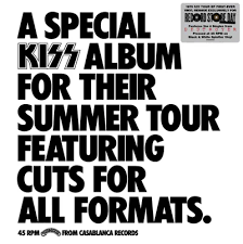 Kiss - Special Kiss Tour Ep (Black/White Splatter Vinyl/45 Rpm) (Rsd) i gruppen VI TIPSER / Record Store Day / RSD 2026 hos Bengans Skivbutik AB (5657485)