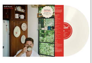 Niall Horan - Dinnerparty (Porcelain Vinyl) i gruppen VINYL / Kommende / Pop-Rock hos Bengans Skivbutik AB (5666153)