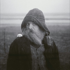 Mary In The Junkyard - Role Model Hermit i gruppen VINYL / Kommende / Pop-Rock hos Bengans Skivbutik AB (5667938)