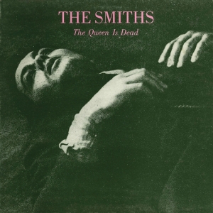 The Smiths - Queen Is Dead (30,5 X 30,5 Cm) i gruppen MERCHANDISE / Poster / Pop-Rock hos Bengans Skivbutik AB (5668470)