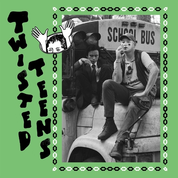 Twisted Teens - Blame The Clown i gruppen CD / Kommende / Punk hos Bengans Skivbutik AB (5680236)