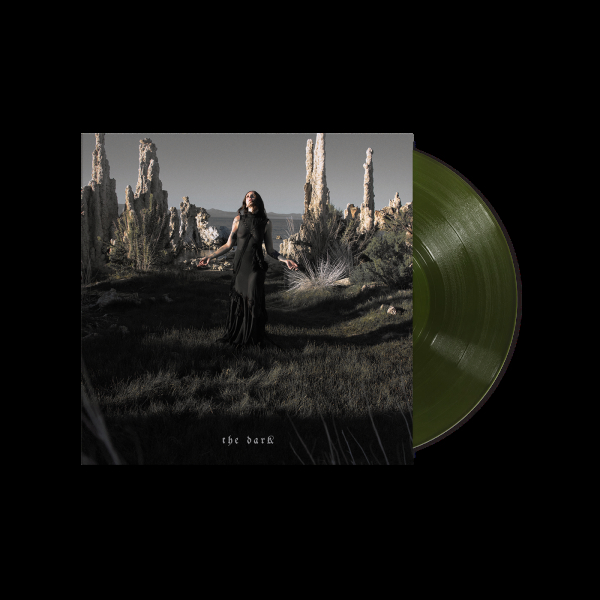 Chelsea Wolfe - The Dark (Translucent Dark Green Grass Vinyl) i gruppen VI TIPSER / Bengans Personal tipser / Morgan recommends hos Bengans Skivbutik AB (5680310)