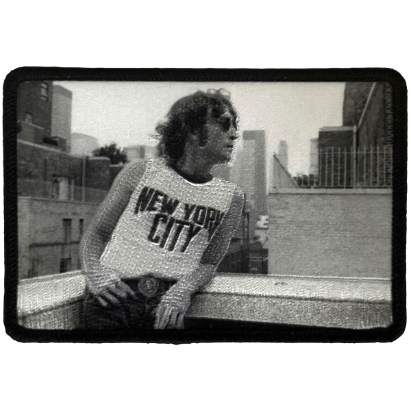John Lennon - Leaning Printed Patch i gruppen MERCHANDISE / Tøypatch /  /  hos Bengans Skivbutik AB (5680949)