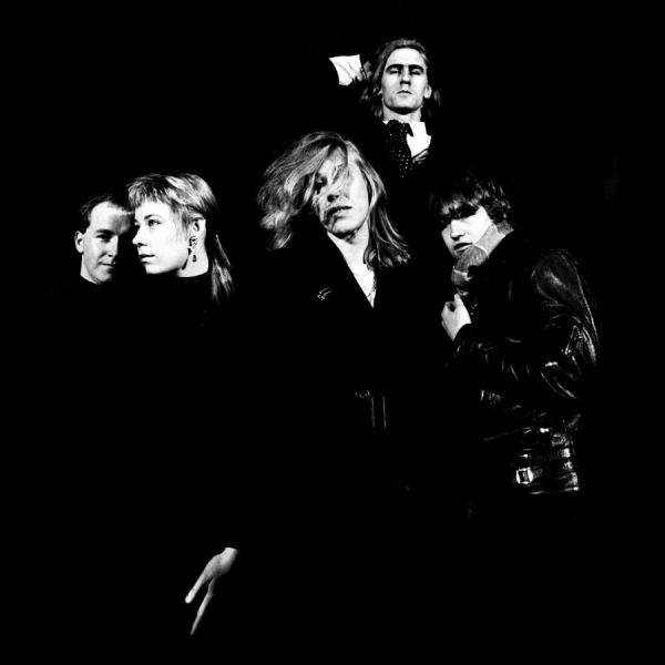 The Go-Betweens - Fountains Of Youth (Live At The T i gruppen VI TIPSER / Fredagsutgivelser / 2026-09-25 hos Bengans Skivbutik AB (5683119)