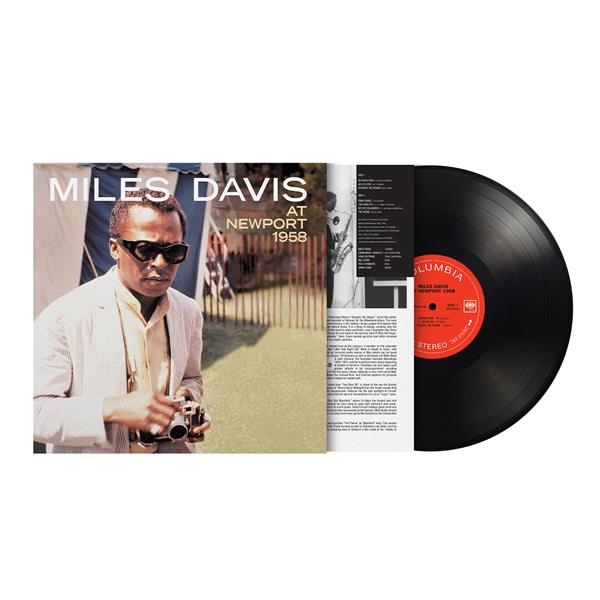 Miles Davis - At Newport 1958 i gruppen VINYL / Kommende / Jazz hos Bengans Skivbutik AB (5686994)