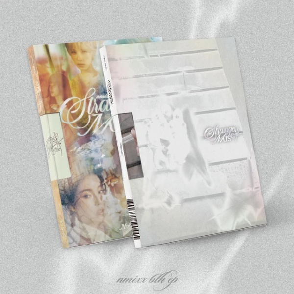 Nmixx - Strange Muse (Random Ver.) i gruppen CD / Kommende / K-Pop hos Bengans Skivbutik AB (5691636)